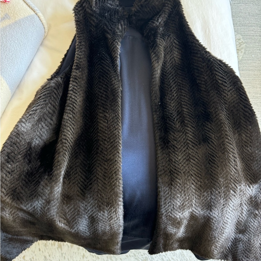 NWOT - Gorgeous Designer Faux Fur Vest